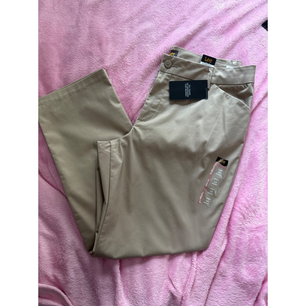 Lee Womens Wrinkle Free Straight Leg Mid Rise Khaki Pants Tan 16 Short NWT